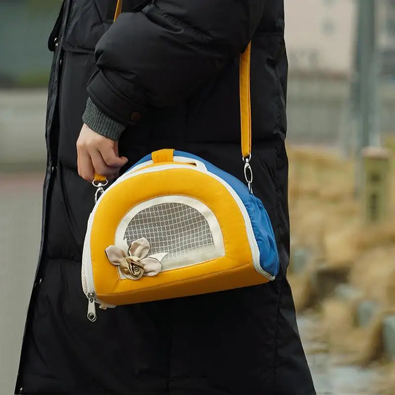 Small Pet Carrier Bag Hamster Travel Bag bunny Chinchilla Guinea Pig Breathable Carry Cage Warm Soft Pouch Hamster Supplies